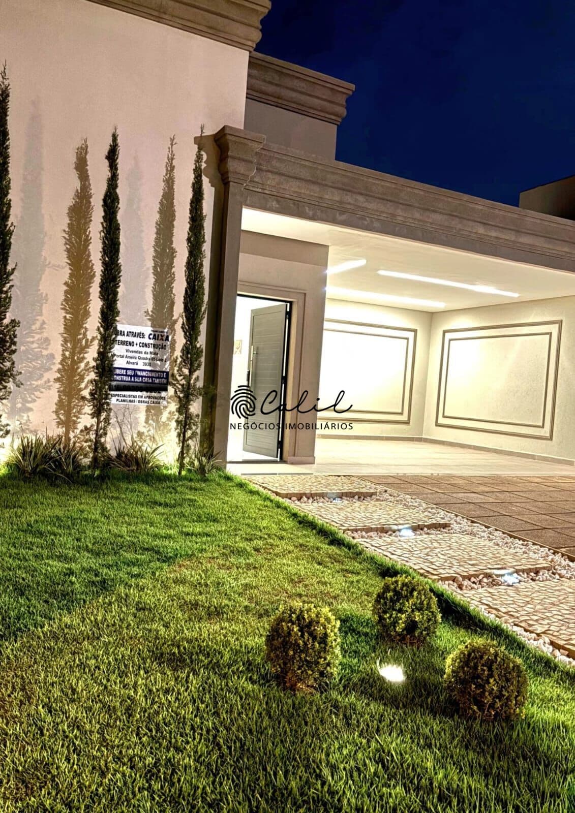 Casa térrea no Condomínio Vivendas da Mata com 3 suítes, área de lazer completa e 170 m² de construção