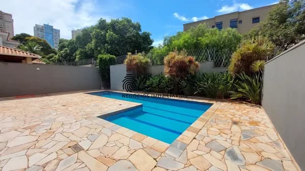 Casa sobrado em Condomínio Magnólias com 4 quartos R$ 2.650.000,00