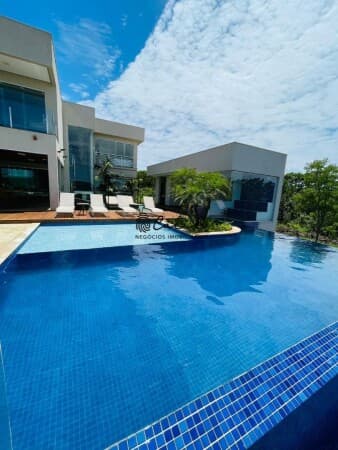 Casa à venda no Condomínio Escarpas do Lago, 964m², 10 quartos (10 suítes) – Capitólio, Minas Gerais