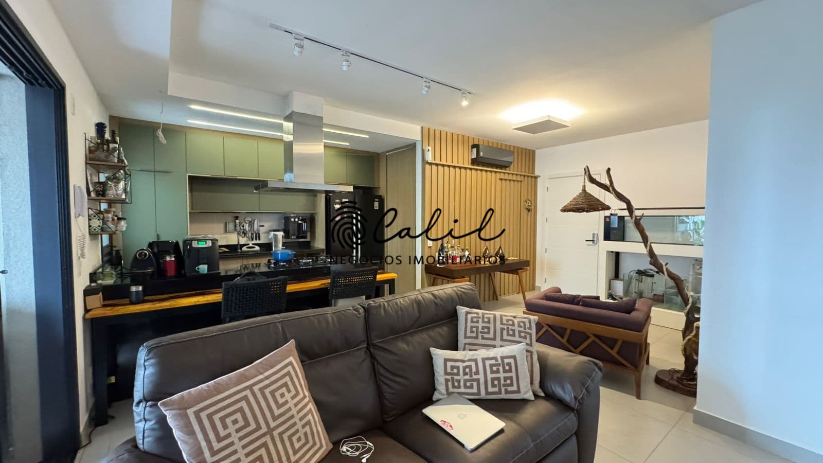 Apartamento Padrão localizado no Edifício Liniee no Jardim Olhos D Água