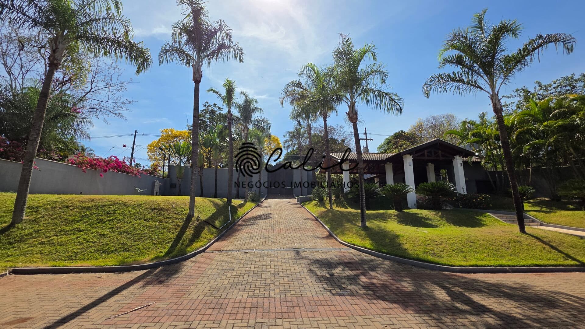Chácara à venda por R$2.800,000,00. 3 suítes, 6 vagas, Quinta da Alvorada – Ribeirão Preto/SP