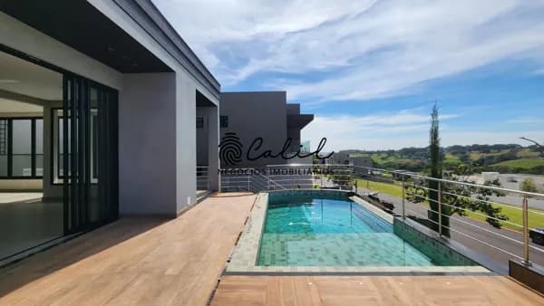 Casa térrea com 300m² de área construida, localizada no condomínio Aphaville III - Ribeirão Preto/SP