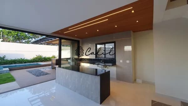 Sobrado 3 Suítes em Condomínio, 360m², R$ 2.300.000,00 - Ribeirão Preto\SP