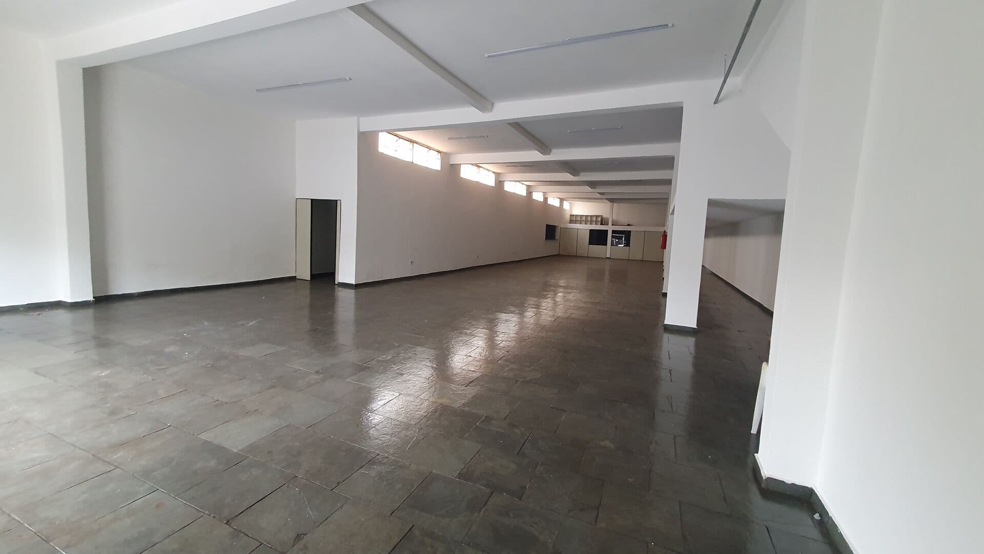 Loja Ponto Comercial com 330m² para locação por R$ 10.000,00 - Vila Virginia, Ribeirão Preto/SP