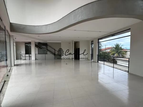 Imóvel Comercial Ribeirania com 464,40 m² de Construção e Estrutura Completa