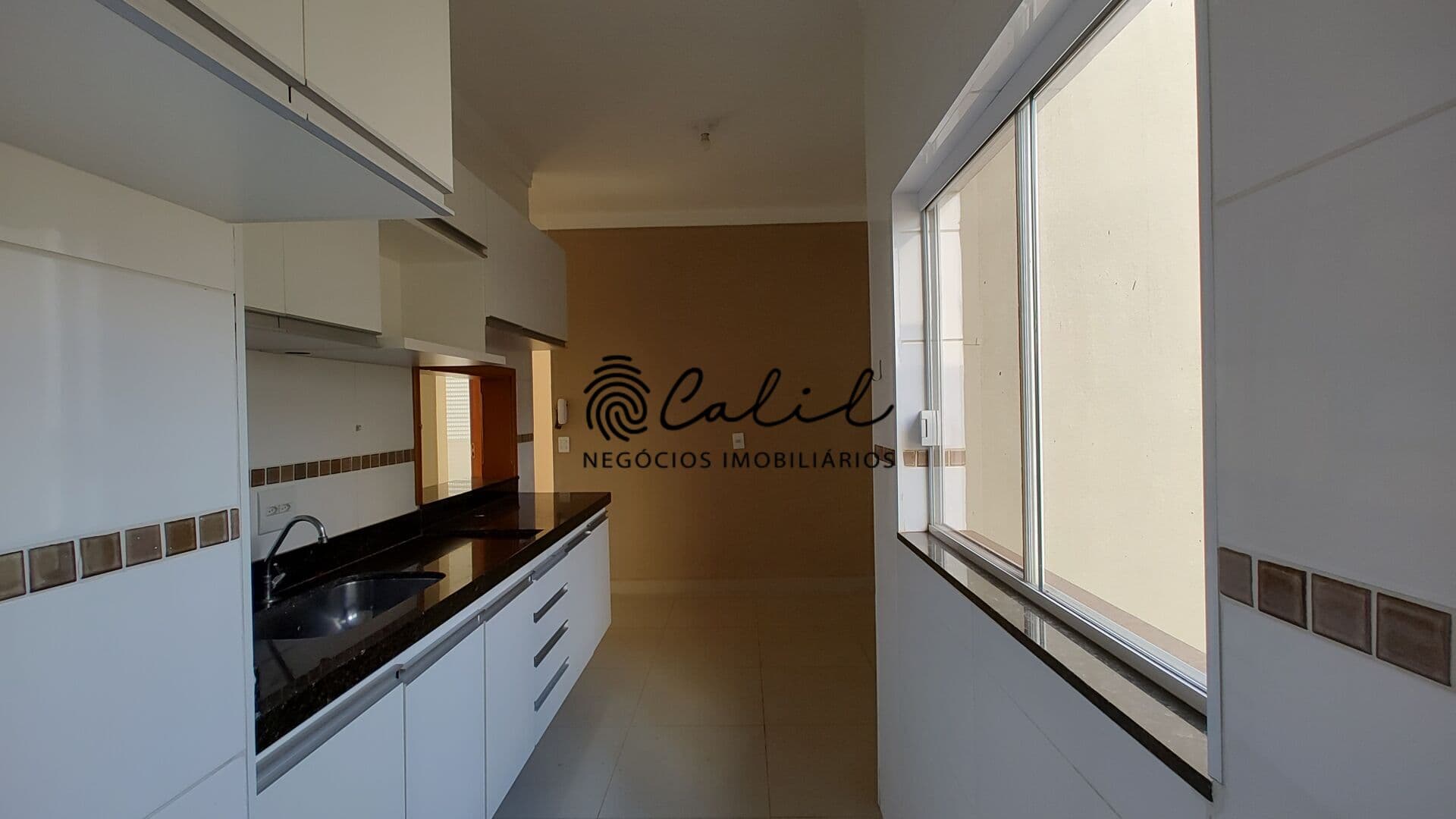 Apartamento á venda localizado no Jardim Botânico, Ribeirão Preto/SP