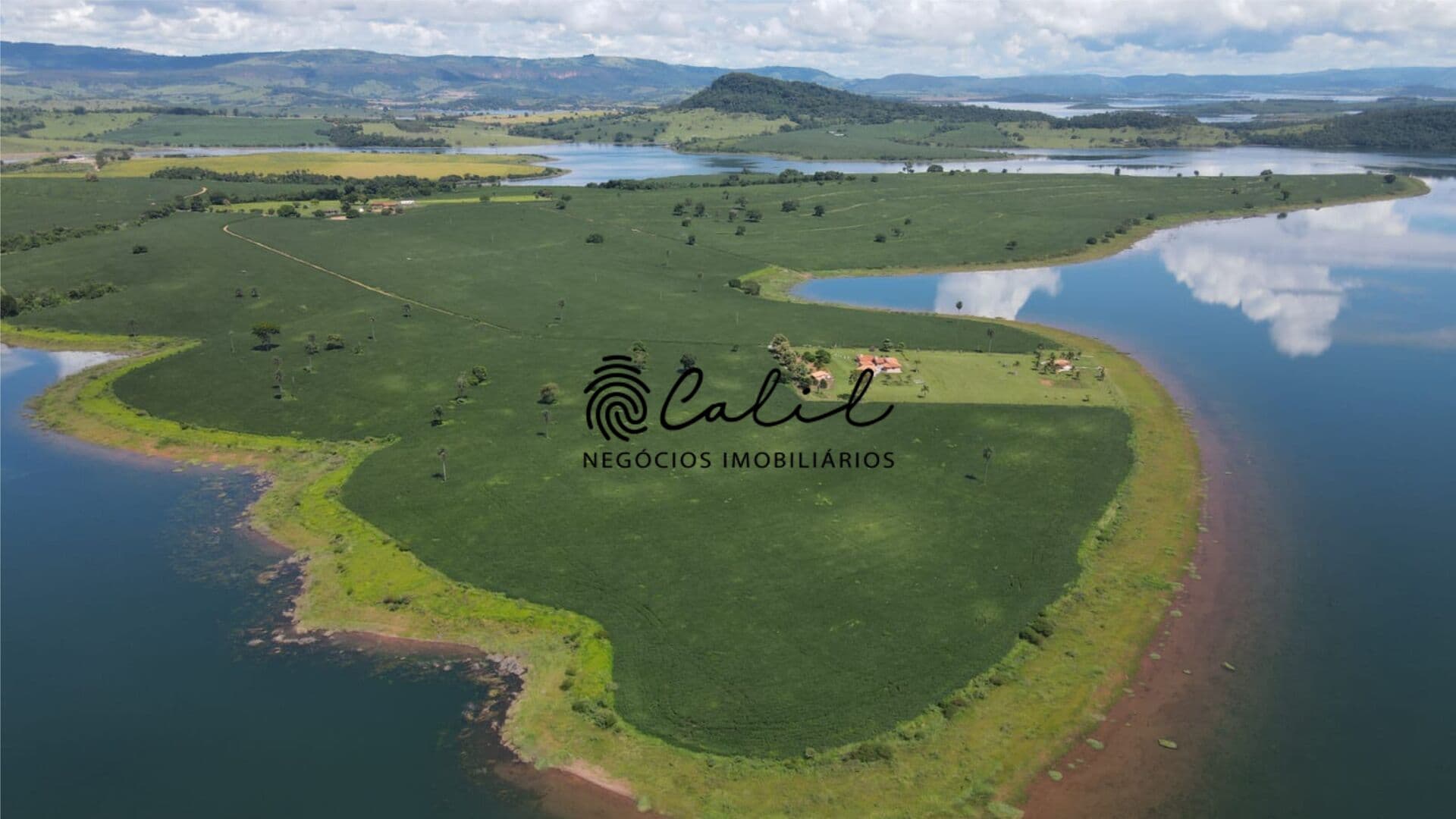 Fazenda à venda, 296,47 hectares, 7km de margem de represa por R$ 80.000.000,00, Cássia/Delfinópolis-MG