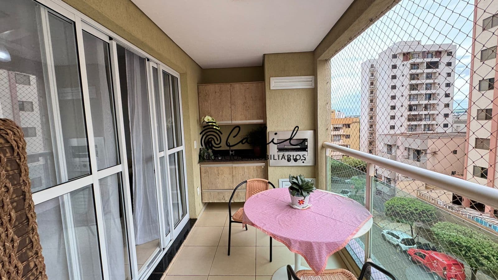 Apartamento Padrão próximo ao Parque Carlos Raya no Jardim Botânico