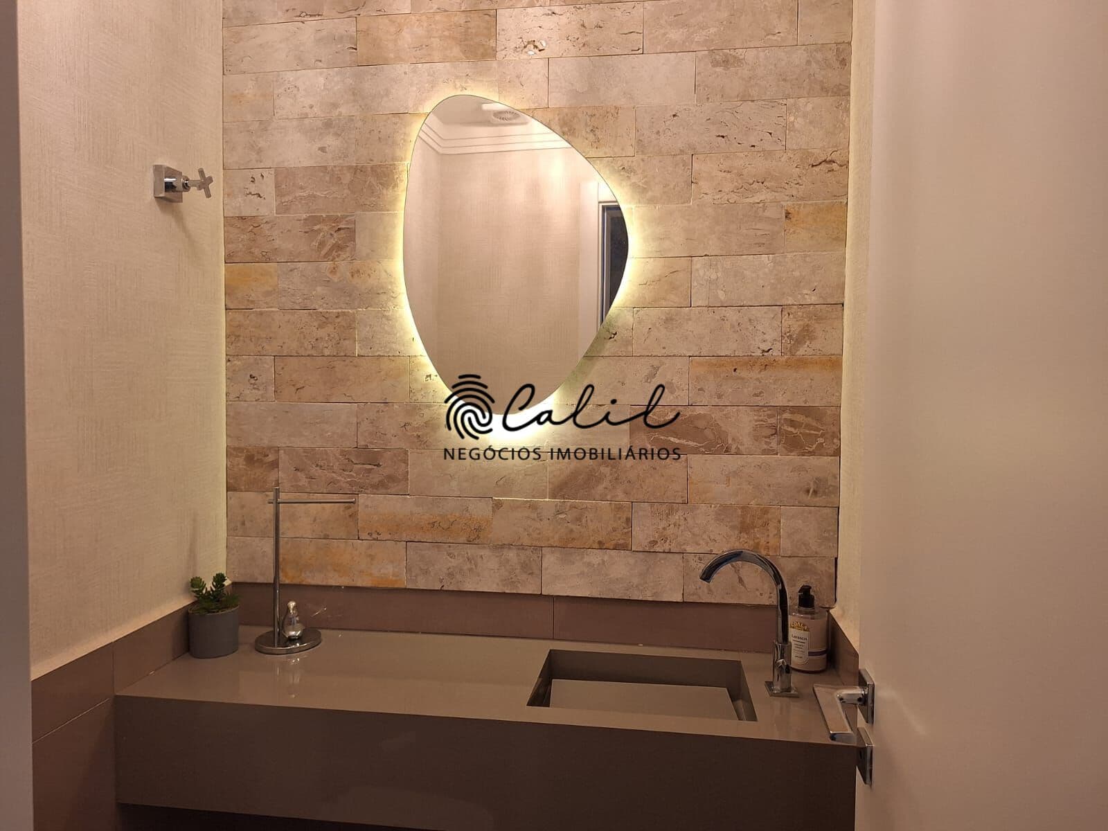Apartamento com 3 suítes na Vila do Golf 126 m² R$ 1.099.000,00