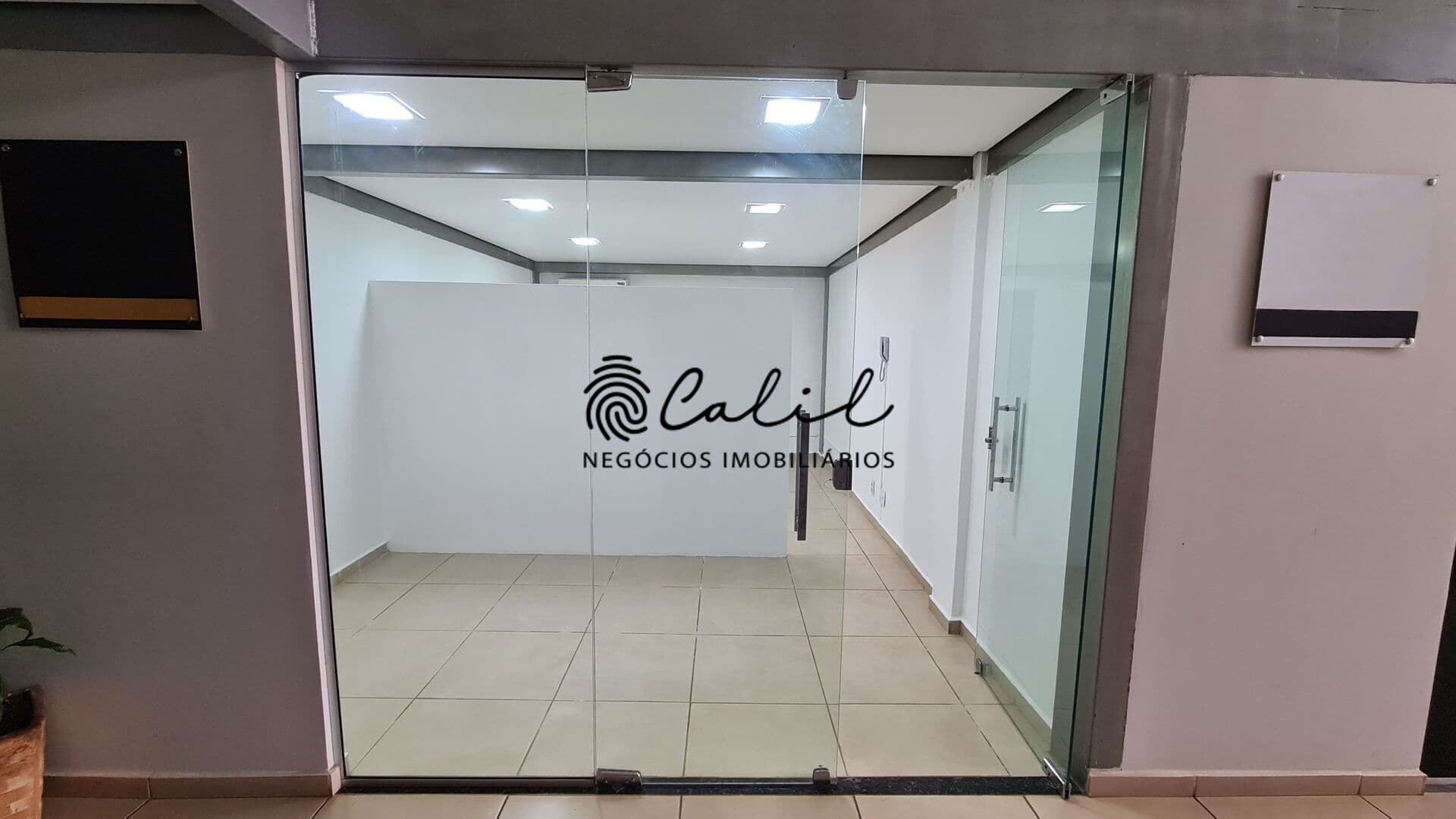 Sala Comercial com 25m² para locação por R$ 1.000,00 - Centro Comercial Paulista, Jardim Paulista - Ribeirão Preto/SP