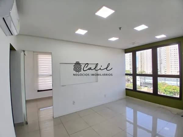 Sala comercial no Jardim Irajá com 3 ambientes, mobiliada e 54,54 m²