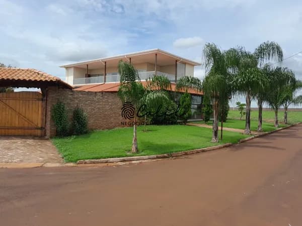 Sobrado em Condomínio Náutico com 6 suítes, 500m² à venda por R$ 1.500.000,00 - Condomínio Res. Rio Grande, Miguelópolis/SP