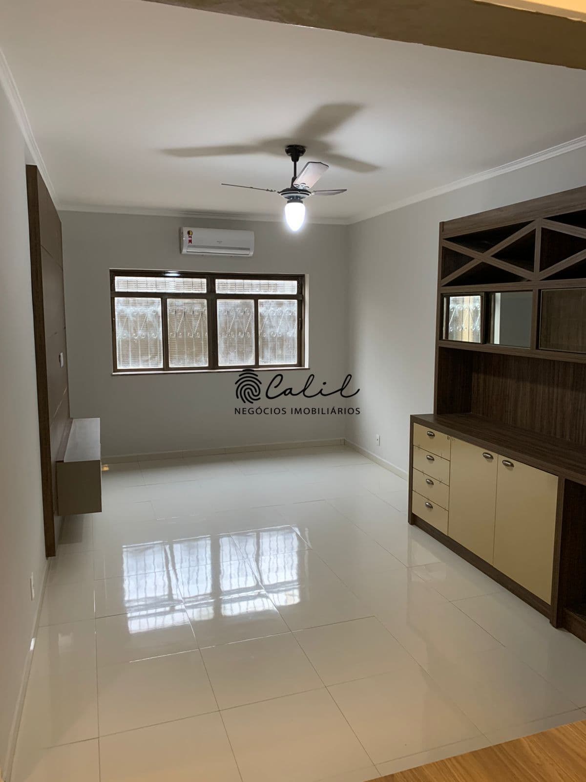 Apartamento para locação localizado no Jardim Paulista com armários planejados e 146,04 m²