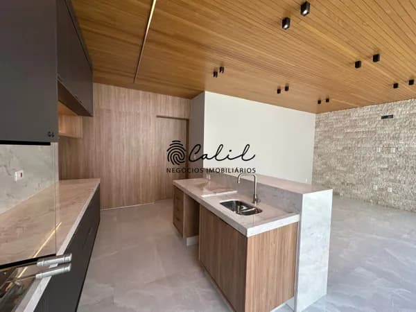 Casa localizada no condomínio Terras de Siena com 4 suítes, 364m² de área construida - Ribeirão Preto/SP