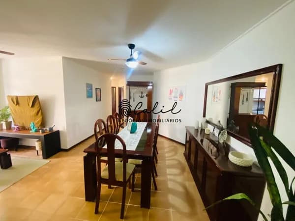 Apartamento de 101m² com 3 quartos, 1 suíte na Praia da Enseada - Guarujá / SP
