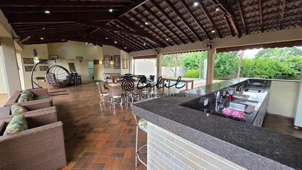 Chácara no Portal dos Ipês com 245m² de área construida, em Ribeirão Preto/SP