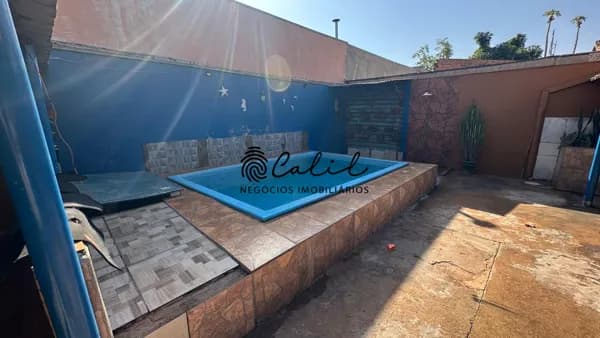 Casa Padrão com 3 quartos ( 1 Suite ) com piscina a venda por R$ 420.000,00- Paulo Gomes, Ribeirao Preto