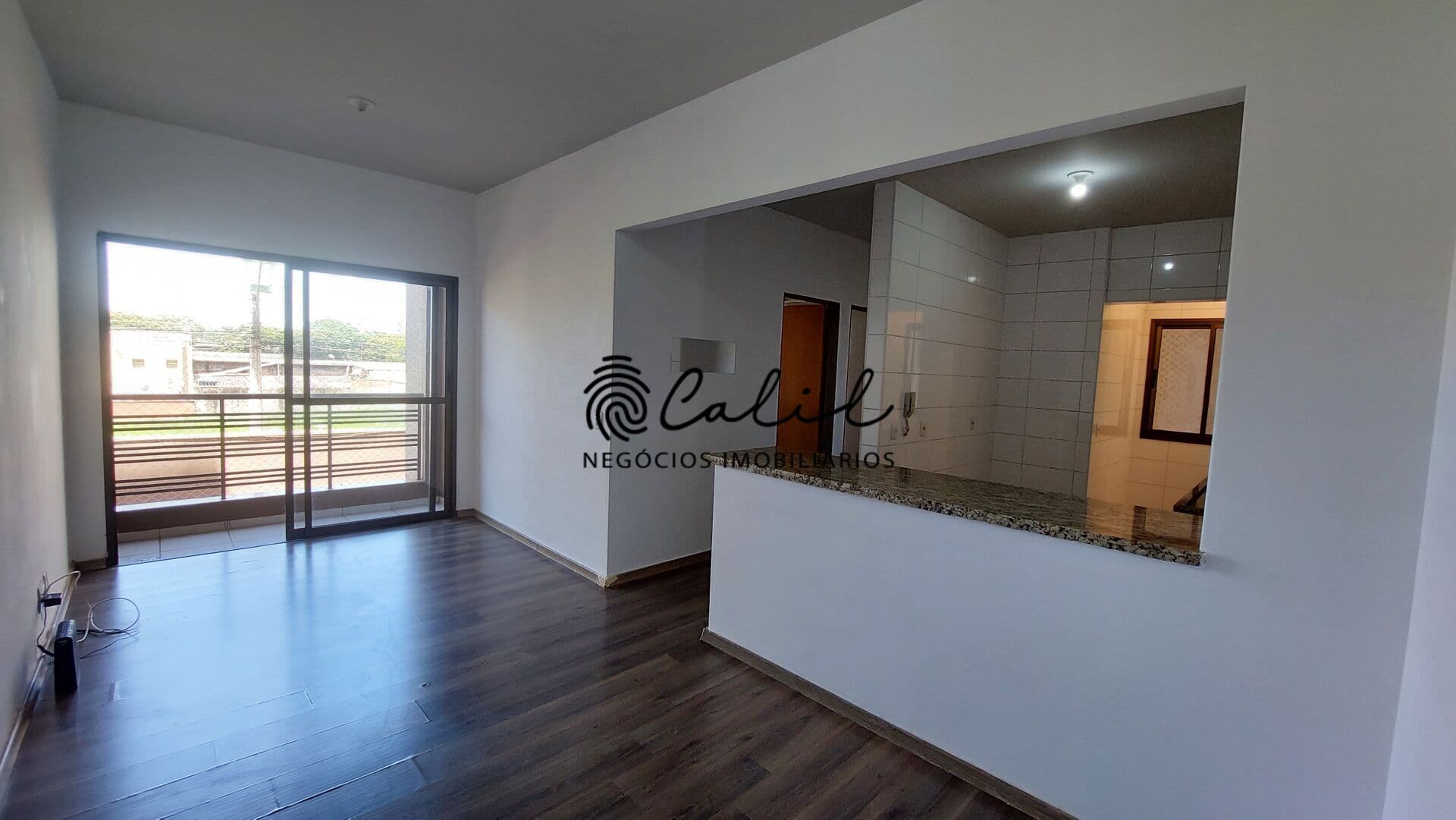 Apartamento no Jd. Nova Aliança com 2 quartos e sacada