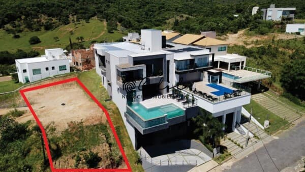 Terreno à venda, 554 m² por R$ 400.000,00 - Centro - Capitólio/MG