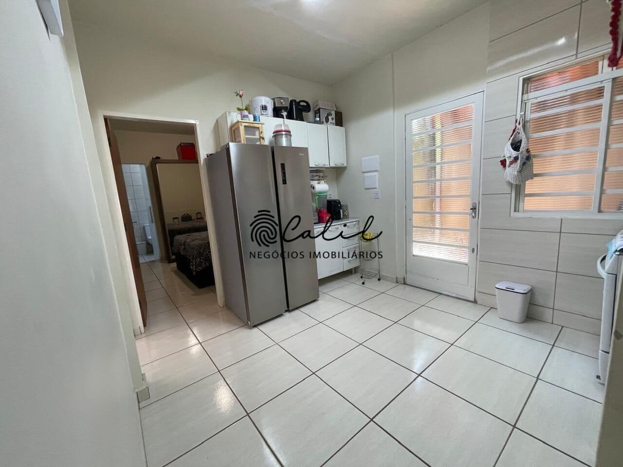 Ótima Casa com 3 quartos sendo 1 suíte, terreno com 320 m² e 120 m² de construção