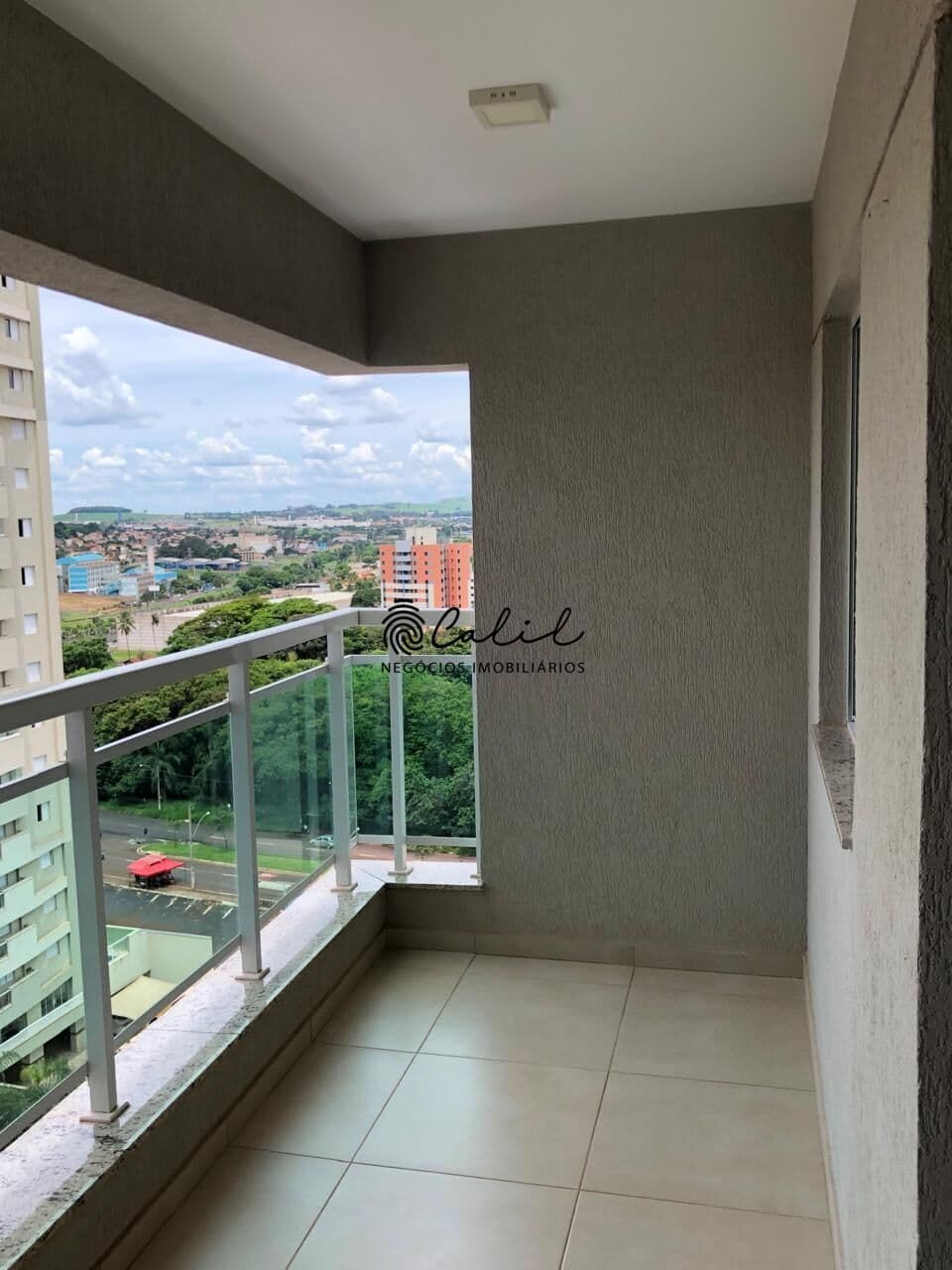 Apartamento para locação | 2 dormitórios (1 suíte) | 65 m² | Ao lado do Parque Raya | Sunset Club House