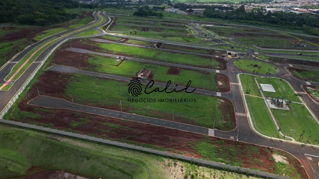 Terreno à venda na Quinta da Mata com 250 m² pronto para construir em localização estratégica