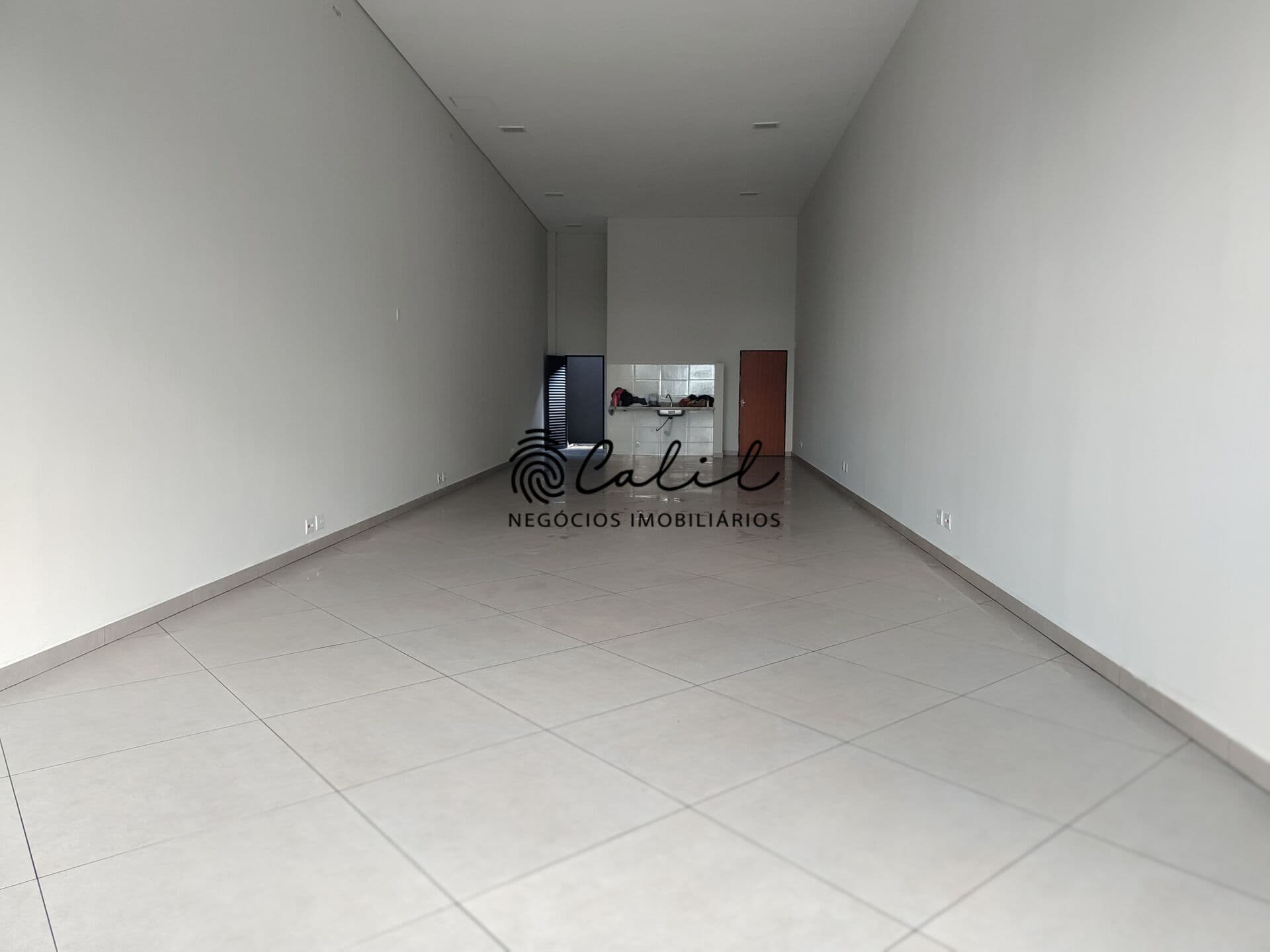 Loja Ponto Comercial - Bairro Recreio das Acácias