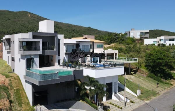 Casa com 8 dormitórios à venda, 511 m² por R$ 4.200.000,00 - Centro - Capitólio/MG