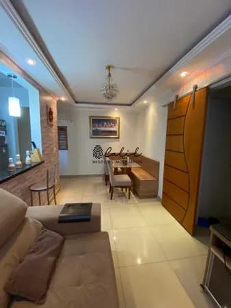 Apartamento localizado no Edifício Parque Requinte, com 2 quartos todos com armários! - Ribeirão Preto/SP
