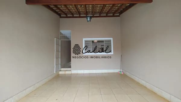 Casa Padrão, Três quartos, todos suítes e a máster com closet