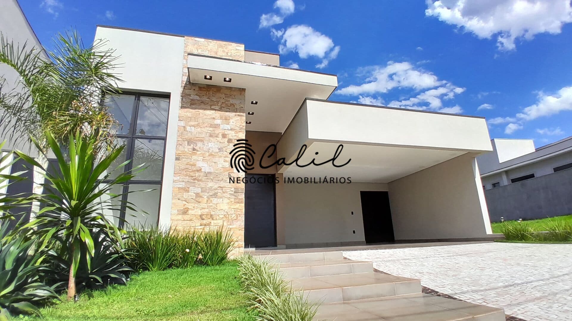 Casa com 3 suítes, 225m² à venda por R$ 1.890.000,00 - Condomínio Alto do Castelo, Ribeirão Preto/SP