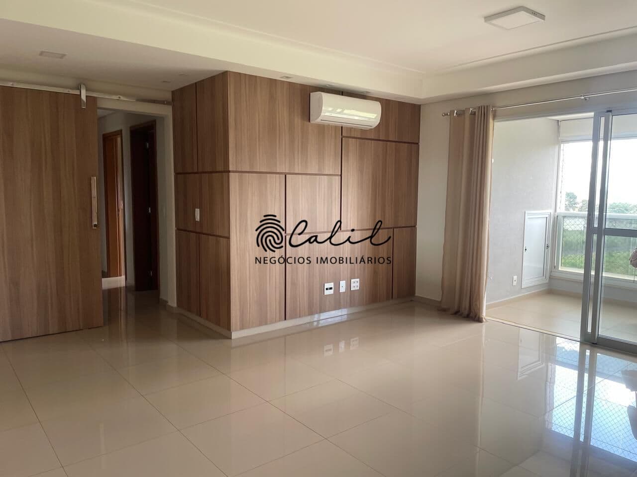 Apartamento localizado no edifício Lê Nôtre, com 108,32m²