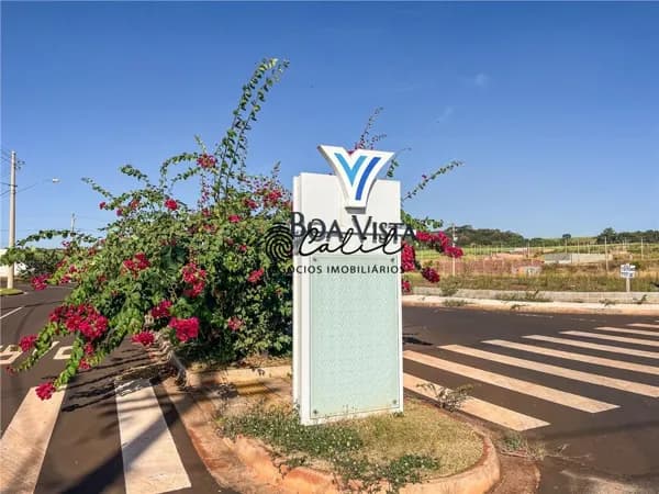 Terreno em Loteamento - Vilas do Mirante - 195 m²