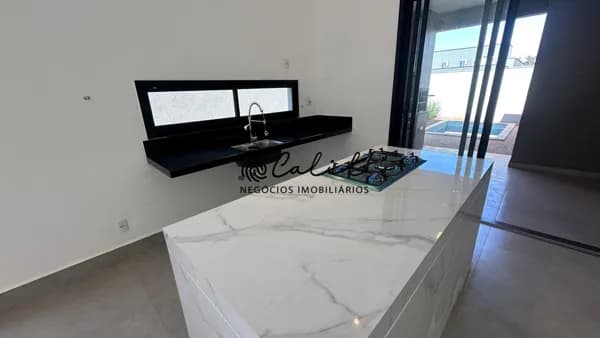 Casa térrea com 3 quartos, 300m² a venda por R$ 1.019.000,00