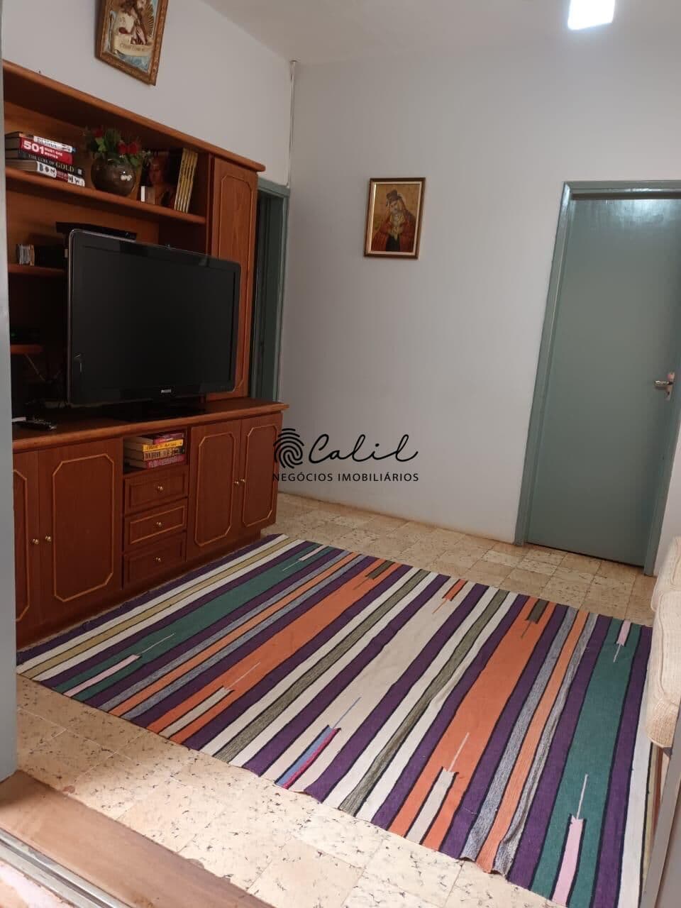 Casa com 3 dormitórios (2 suítes) e armários | Solar Boa Vista – Próx. Av. Pio XII