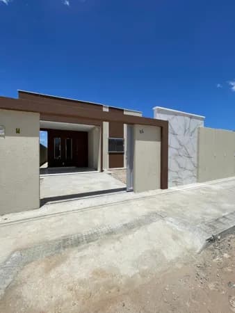 Casa para venda no bairro Rincão, Mossoró/RN