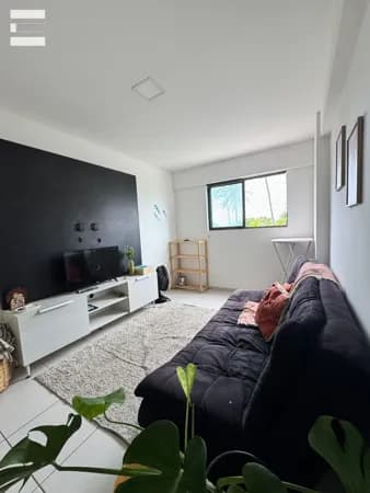 Apartamento Mobiliado a 50m da Praia para Alugar – Maison Monet