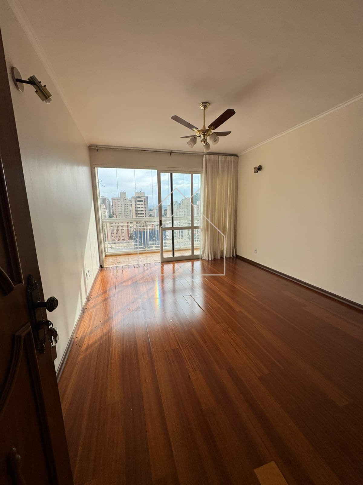 Apartamento Padrão em Centro - Ribeirão Preto/SP