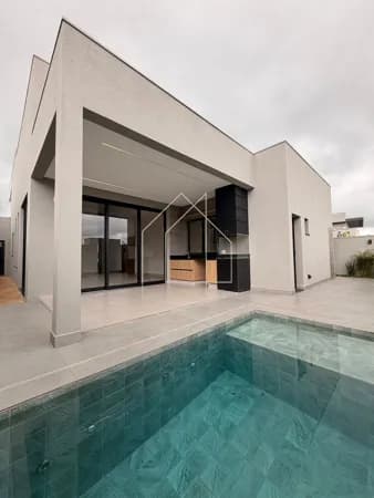 Casa Padrão em Vila do Golfe- Ribeirão Preto/SP