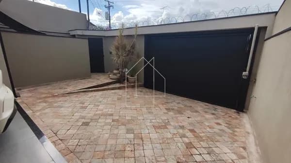 Casa Padrão em Bairro Palmares, Ribeirão Preto-SP