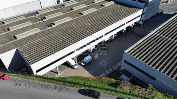 Galpão Industrial 1.250 m² para Locação no Polo Industrial Jandira 2