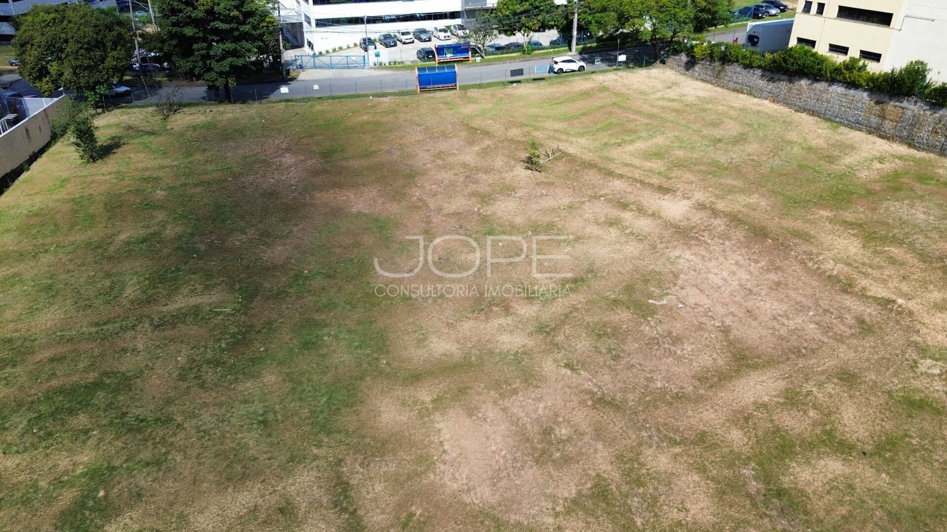 Área Industrial à Venda – 13.653,40 m² | Polo Industrial Tamboré