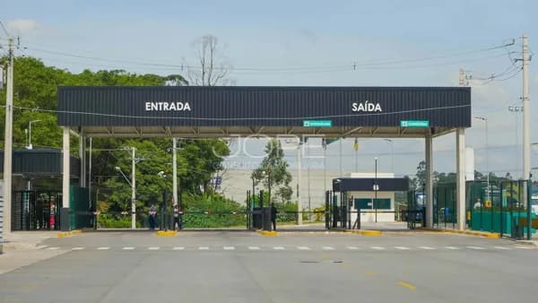 Galpão Industrial 10.497,60 m² Embu das Artes