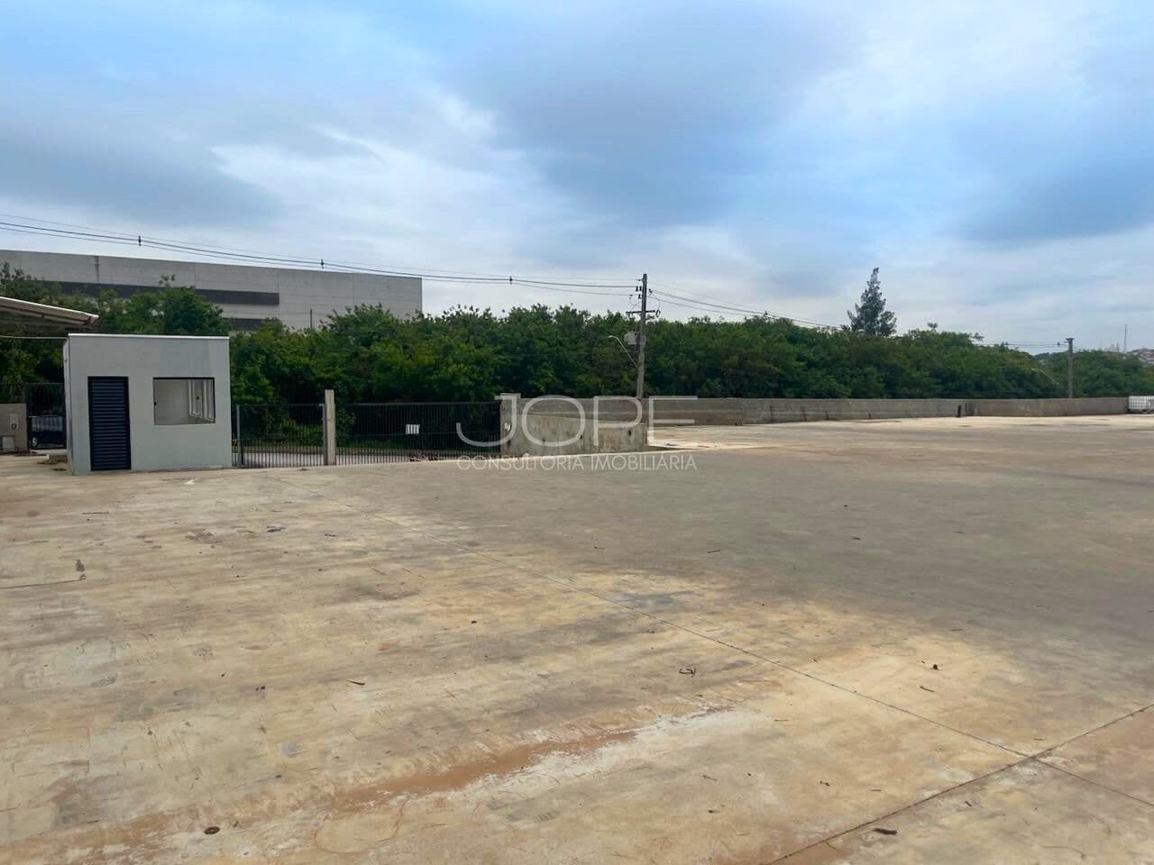 Área Industrial 5.800 m² em Jandira Z1 Industrial para Venda ou Locação no Polo Jandira 2