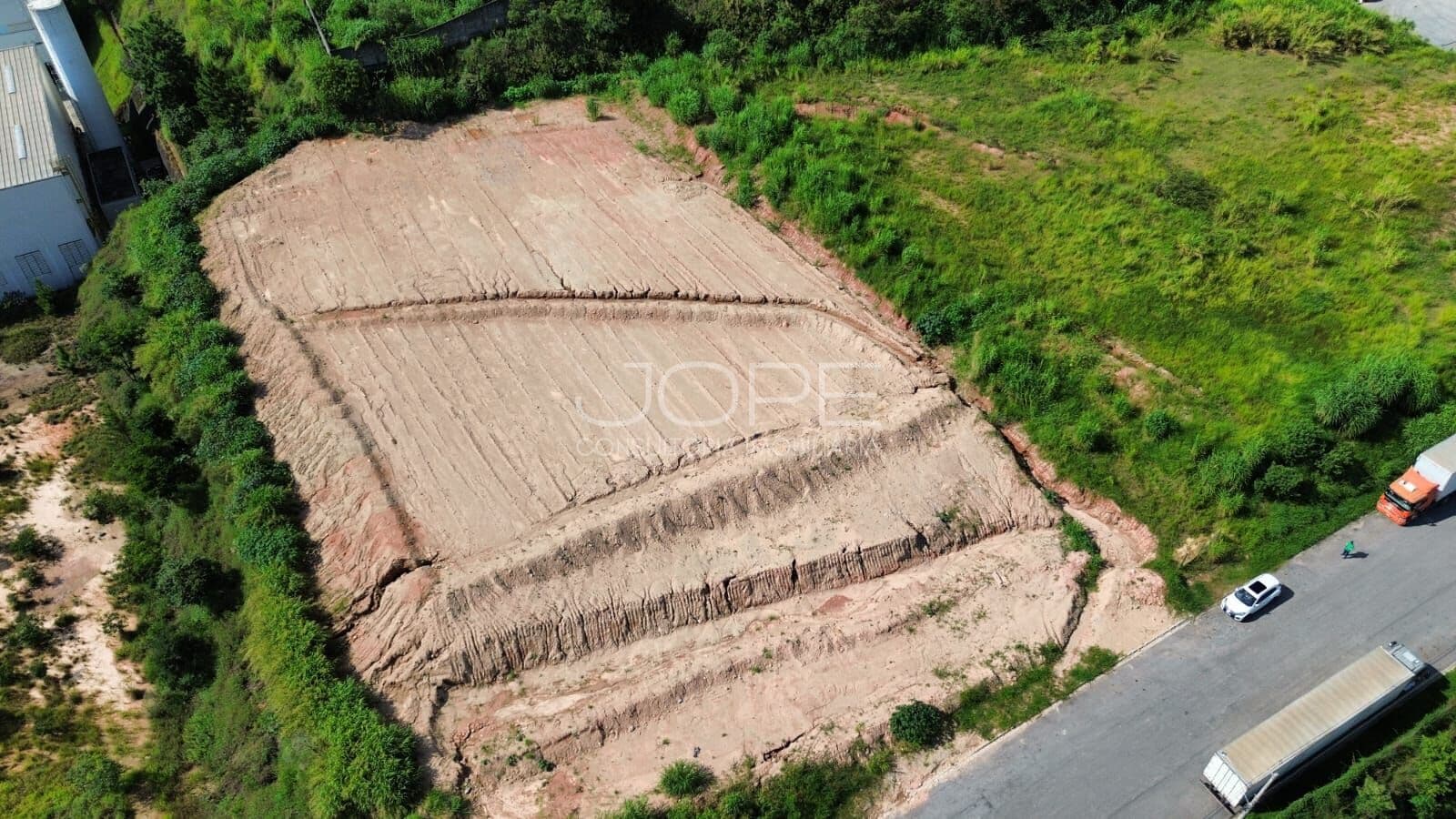Terreno Industrial J7 à Venda no Polo Industrial Jandira II – 6.122 m² – Próximo à Castelo Branco