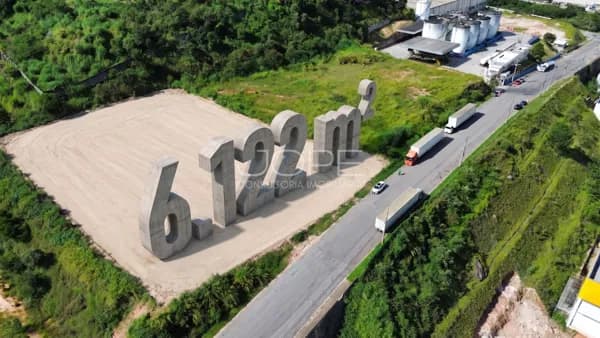 Terreno Industrial J7 à Venda no Polo Industrial Jandira II – 6.122 m² – Próximo à Castelo Branco