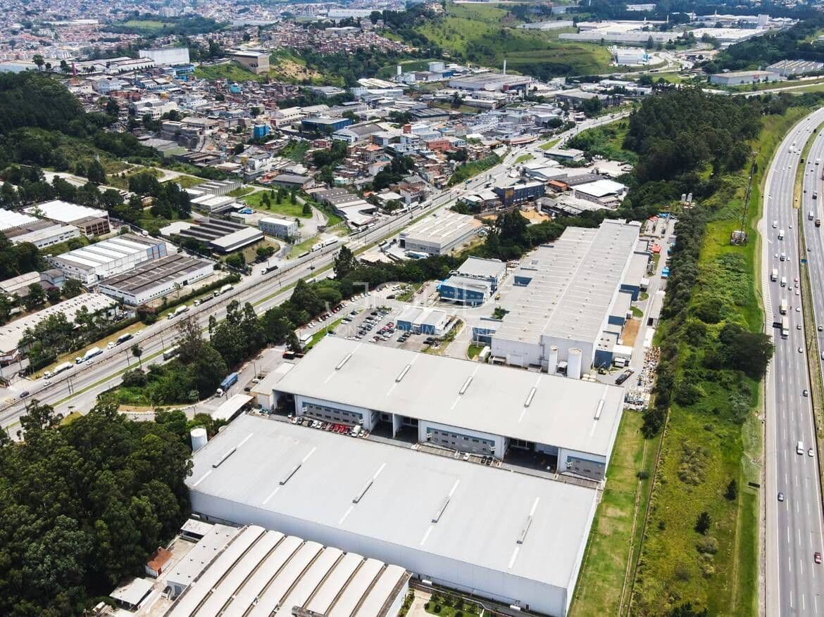 Galpão 3.885 m² Jandira Condomnínio