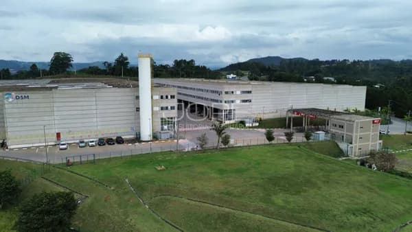Galpão Logístico Para Locação Na Castelo Branco Km 57 Em São Roque | 7.188 m² | 6 Docas | Pé Direito 13,5 m