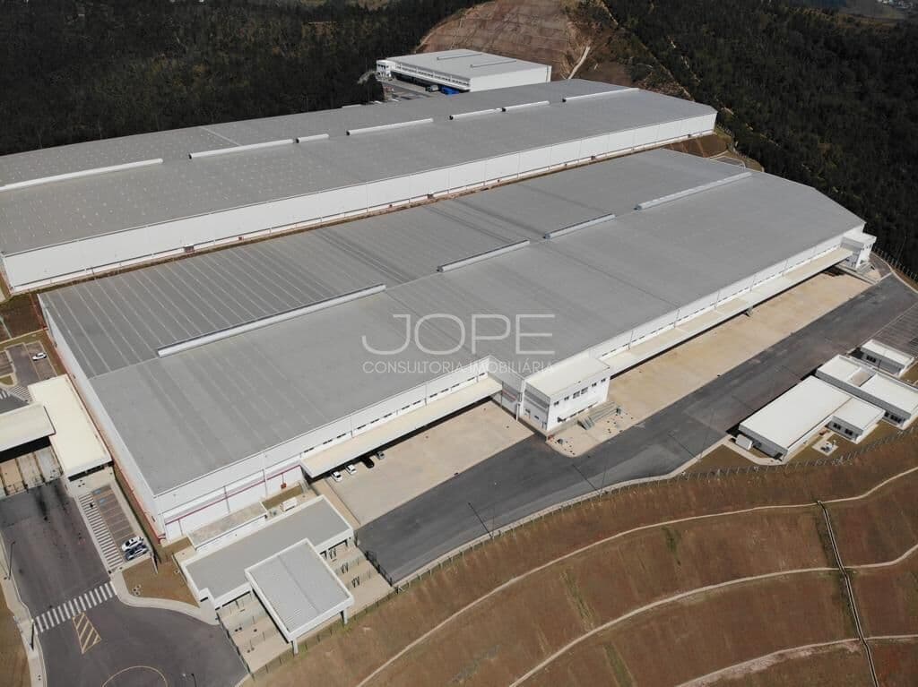 Galpão 15.049m² Locação