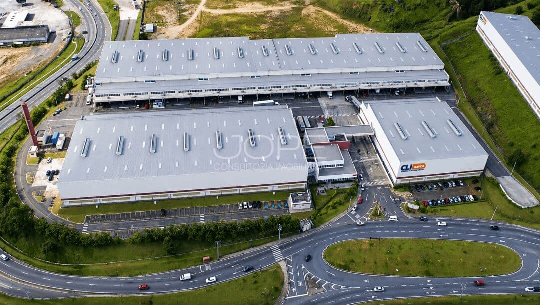 GALPÕES 9 E 10 PARA LOCAÇÃO EM ITAPEVI – CONDOMÍNIO LOGÍSTICO
